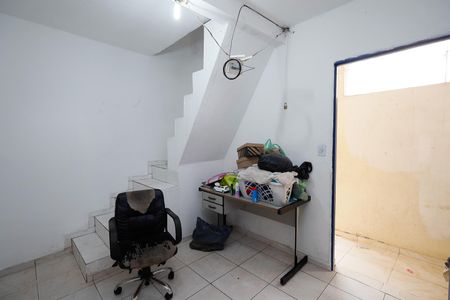 Casa para alugar com 64m², 2 quartos e sem vagaSala