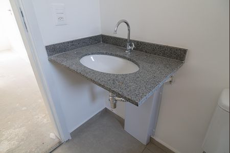 Apartamento à venda com 29m², 2 quartos e sem vaga Apartamento à venda com 29m², 2 quartos e sem vagaBanheiro