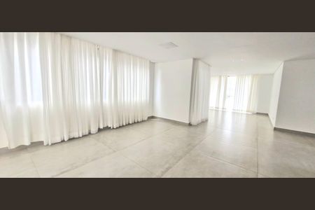 Sala de casa de condomínio à venda com 5 quartos, 475m² em Alphaville Vespasiano, Vespasiano