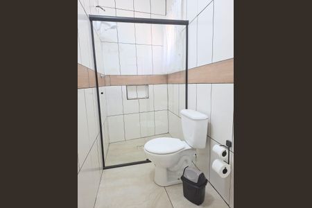 Banheiro de casa para alugar com 1 quarto, 500m² em Chácara das Lavras, Guarulhos