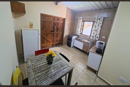 Casa para alugar com 500m², 1 quarto e 2 vagas Casa para alugar com 500m², 1 quarto e 2 vagasCozinha