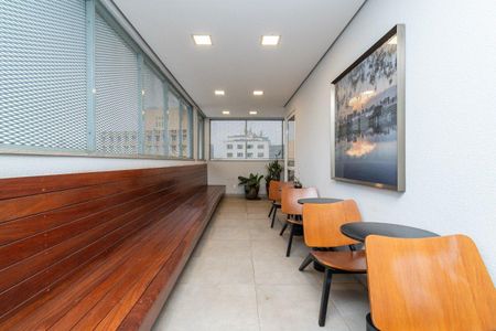 Apartamento para alugar com 70m², 2 quartos e sem vaga