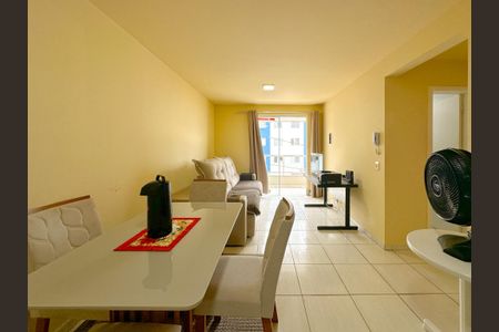 Sala de Jantar de apartamento para alugar com 2 quartos, 65m² em Serraria, São José