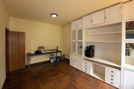 Casa de condomínio à venda com 2999m², 4 quartos e 10 vagas Casa de condomínio à venda com 2999m², 4 quartos e 10 vagasQuarto 3