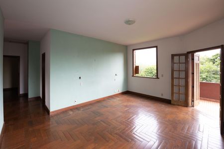 Casa de condomínio à venda com 2999m², 4 quartos e 10 vagas Casa de condomínio à venda com 2999m², 4 quartos e 10 vagasSuíte 1