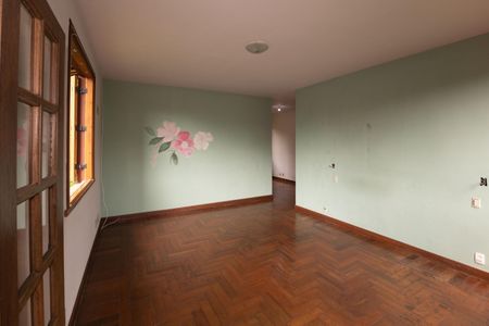 Casa de condomínio à venda com 2999m², 4 quartos e 10 vagas Casa de condomínio à venda com 2999m², 4 quartos e 10 vagasSuíte 1