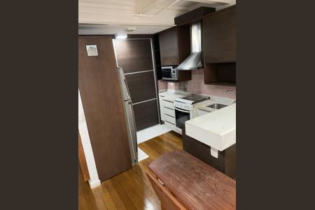 Quarto de apartamento para alugar com 1 quarto, 87m² em Moinhos de Vento, Porto Alegre