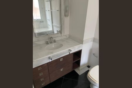 Apartamento para alugar com 87m², 1 quarto e 2 vagasBanheiro