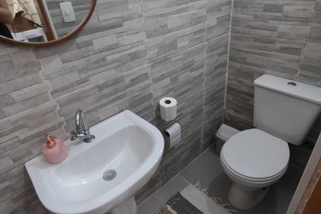 Casa à venda com 200m², 2 quartos e sem vagaLavabo