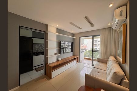 Apartamento para alugar com 77m², 2 quartos e 1 vaga Apartamento para alugar com 77m², 2 quartos e 1 vagaSala