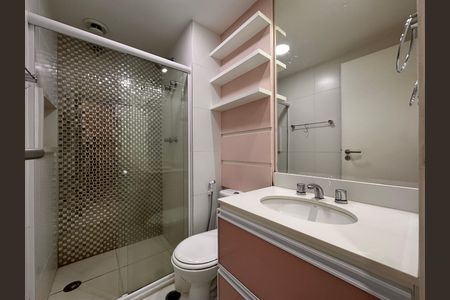 Apartamento para alugar com 77m², 2 quartos e 1 vaga Apartamento para alugar com 77m², 2 quartos e 1 vagaBanheiro Social