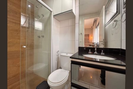 Apartamento para alugar com 77m², 2 quartos e 1 vaga Apartamento para alugar com 77m², 2 quartos e 1 vagaSuíte - Banheiro