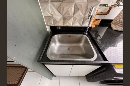 Apartamento para alugar com 77m², 2 quartos e 1 vaga Apartamento para alugar com 77m², 2 quartos e 1 vagaCozinha e Área de Serviço
