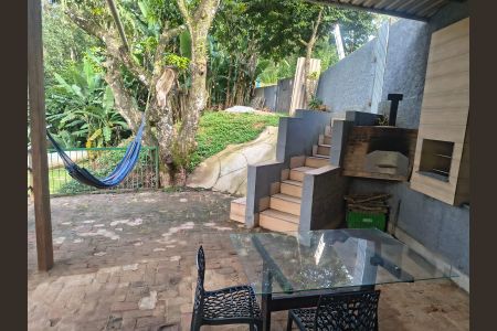 Casa para alugar com 500m², 1 quarto e 2 vagas Casa para alugar com 500m², 1 quarto e 2 vagasÁrea externa