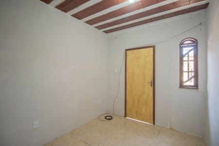 Sala de casa para alugar com 1 quarto, 40m² em Venda da Cruz, São Gonçalo