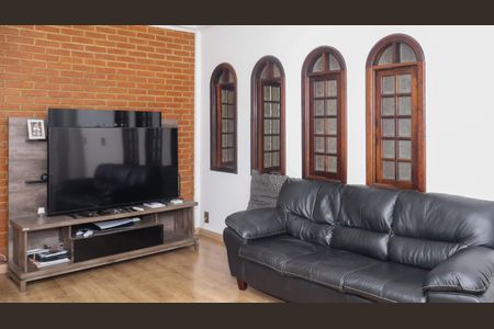Casa à venda com 2 quartos, 330m² em Jardim Bela Vista, Santo André