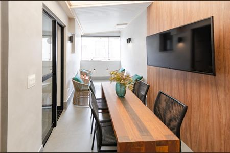 Apartamento à venda com 138m², 3 quartos e 3 vagasÁrea