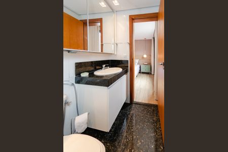 Apartamento à venda com 138m², 3 quartos e 3 vagasBanheiro suíte