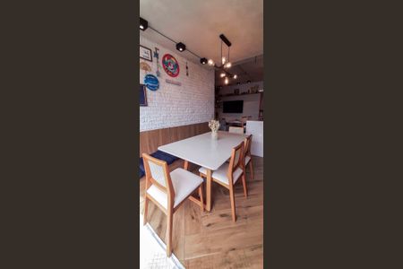 Apartamento à venda com 56m², 2 quartos e 2 vagas Apartamento à venda com 56m², 2 quartos e 2 vagasSacada