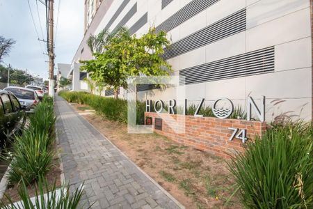 Apartamento à venda com 56m², 2 quartos e 2 vagas Apartamento à venda com 56m², 2 quartos e 2 vagasFachada e portaria