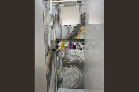 Banheiro de apartamento à venda com 2 quartos, 48m² em Fazenda da Juta, São Paulo