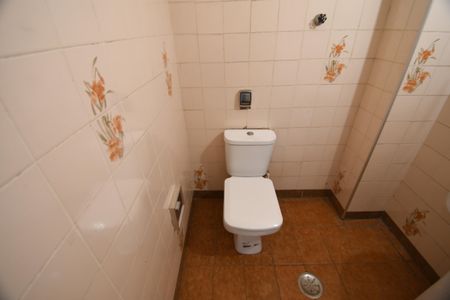 Banheiro de apartamento para alugar com 1 quarto, 25m² em Vila Nova, Campinas