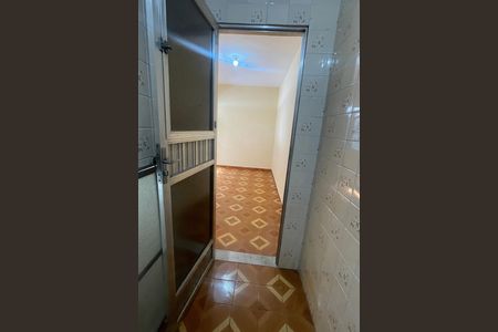 Casa para alugar com 120m², 2 quartos e sem vaga Casa para alugar com 120m², 2 quartos e sem vagaCorredor