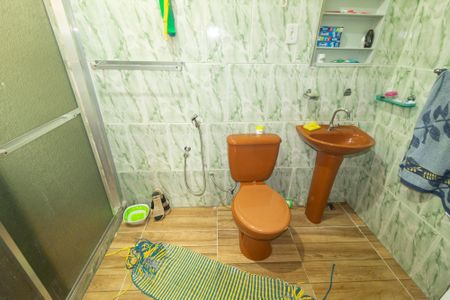 Casa para alugar com 150m², 2 quartos e sem vaga Casa para alugar com 150m², 2 quartos e sem vagaBanheiro da Suíte