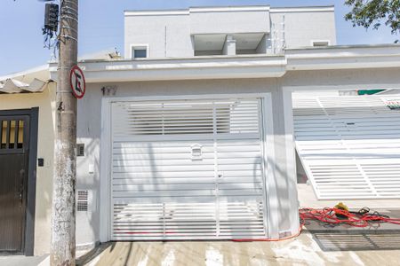 Casa para alugar com 130m², 3 quartos e 2 vagasFachada
