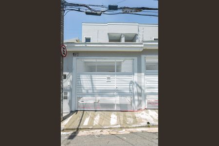 Casa para alugar com 130m², 3 quartos e 2 vagasFachada