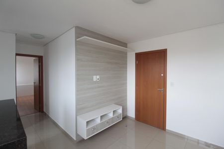 Sala de apartamento para alugar com 1 quarto, 37m² em Dona Clara, Belo Horizonte