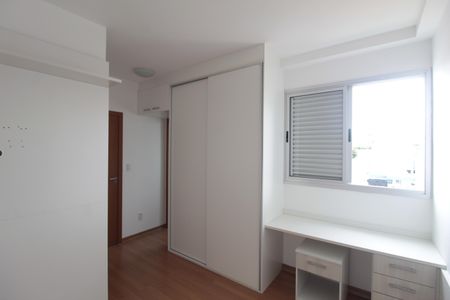 Suite de apartamento para alugar com 1 quarto, 37m² em Dona Clara, Belo Horizonte