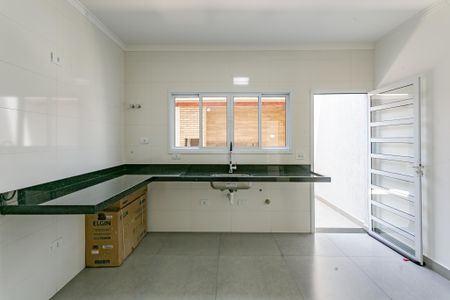 Casa para alugar com 130m², 3 quartos e 2 vagasCozinha