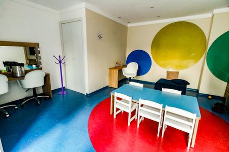 Apartamento à venda com 75m², 3 quartos e sem vaga Apartamento à venda com 75m², 3 quartos e sem vagaBrinquedoteca