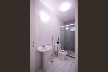 Casa para alugar com 54m², 1 quarto e 1 vaga Casa para alugar com 54m², 1 quarto e 1 vagaBanheiro