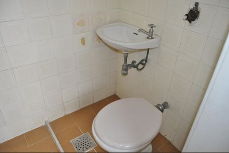 Apartamento à venda com 70m², 2 quartos e 1 vagaÁrea de Serviço