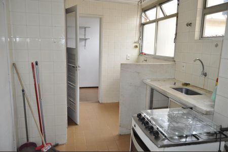 Apartamento à venda com 70m², 2 quartos e 1 vagaCozinha