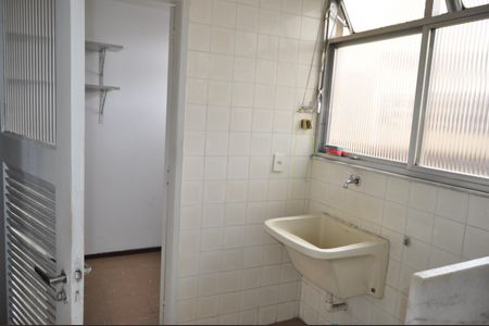 Apartamento à venda com 70m², 2 quartos e 1 vagaÁrea de Serviço