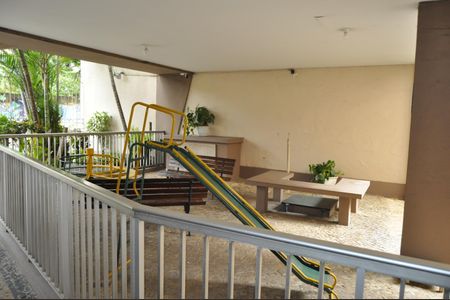 Apartamento à venda com 70m², 2 quartos e 1 vagaÁrea comum