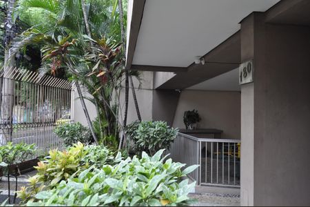 Apartamento à venda com 70m², 2 quartos e 1 vagaÁrea comum