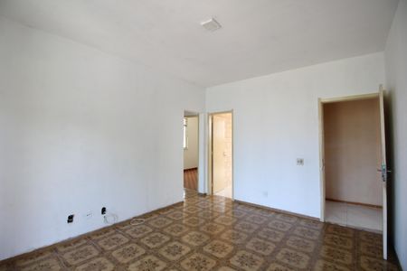 Casa para alugar com 110m², 2 quartos e 6 vagasSala