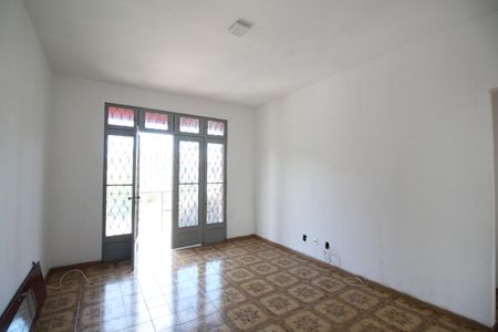 Sala de casa para alugar com 2 quartos, 110m² em Curicica, Rio de Janeiro