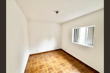 Casa para alugar com 100m², 3 quartos e 2 vagasQuarto 2
