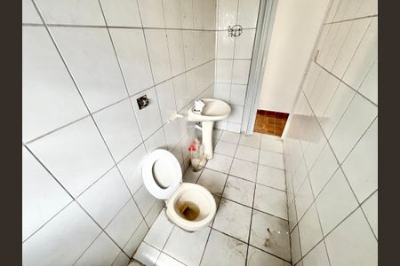 Casa para alugar com 100m², 3 quartos e 2 vagasBanheiro 2