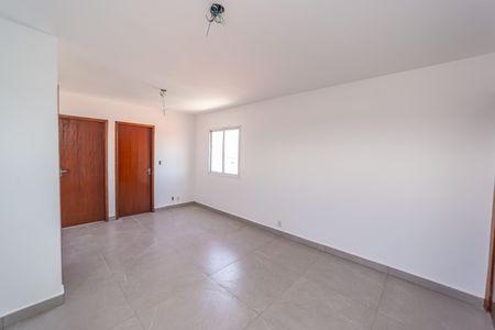 Apartamento à venda com 44m², 2 quartos e sem vaga Apartamento à venda com 44m², 2 quartos e sem vagaSala/Cozinha
