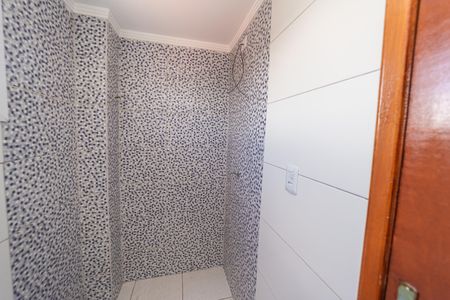 Apartamento à venda com 44m², 2 quartos e sem vaga Apartamento à venda com 44m², 2 quartos e sem vagaBanheiro