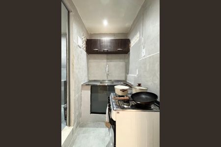 Cozinha de apartamento para alugar com 1 quarto, 40m² em Centro, Rio de Janeiro