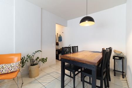 Apartamento à venda com 52m², 2 quartos e 1 vagaSala