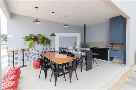 Apartamento para alugar com 35m², 2 quartos e sem vagaÁrea comum - Churrasqueira