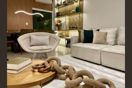 Sala de casa para alugar com 3 quartos, 205m² em Chácara Inglesa, São Paulo